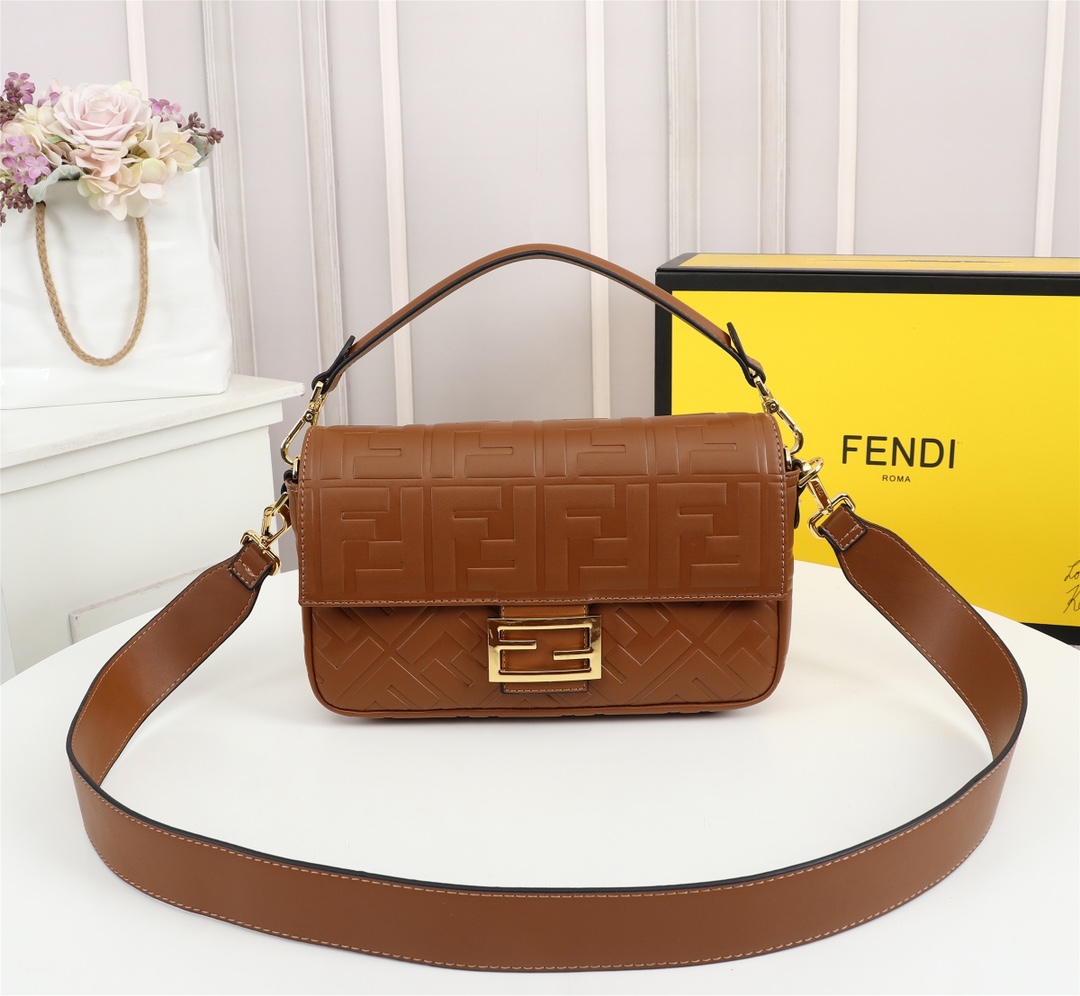 FendiF392+JQE081 26CM
