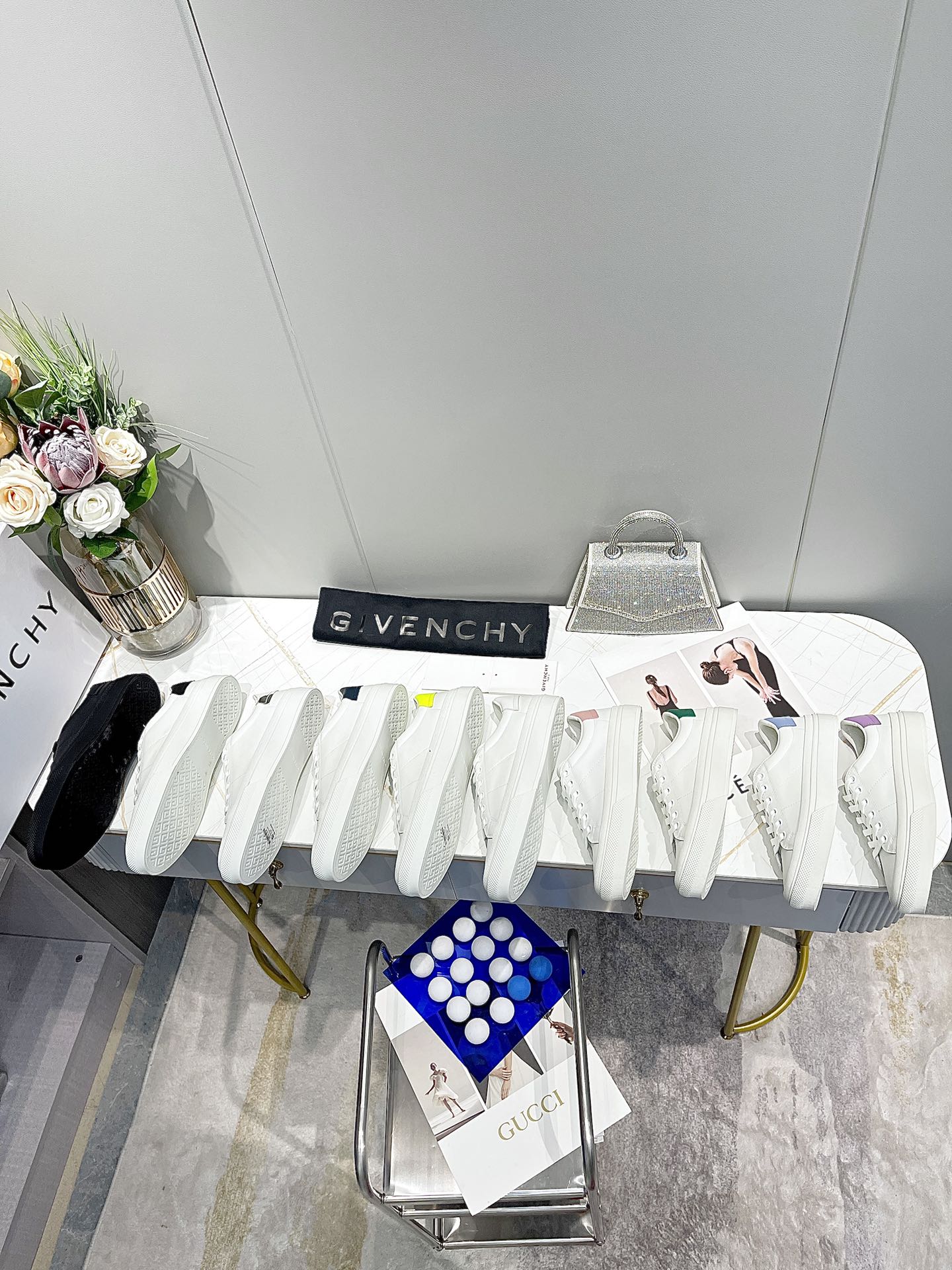 GIVENCHY 007 Casual shoes XM 003