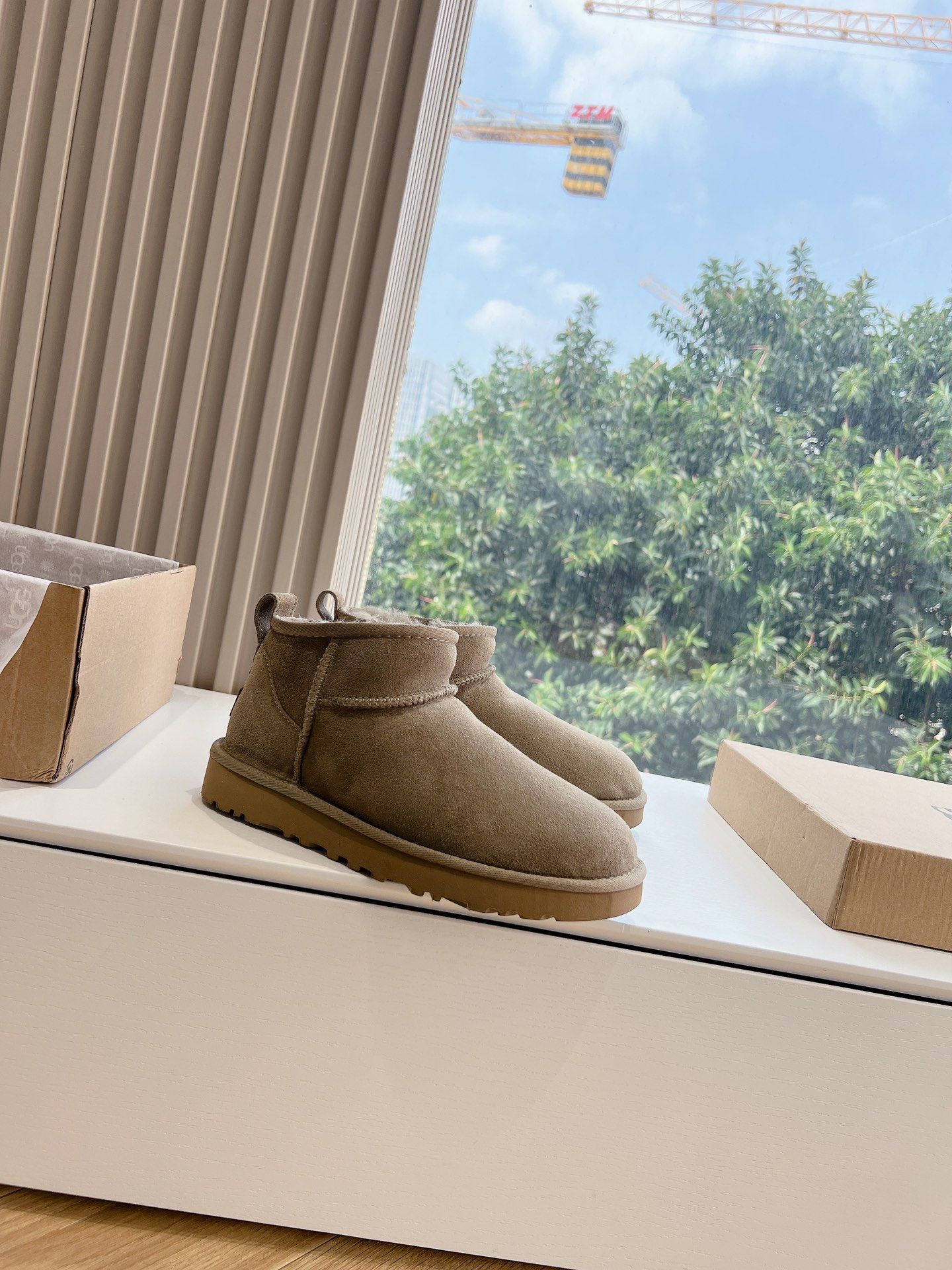 UGG Casual Shoes 004 XM081