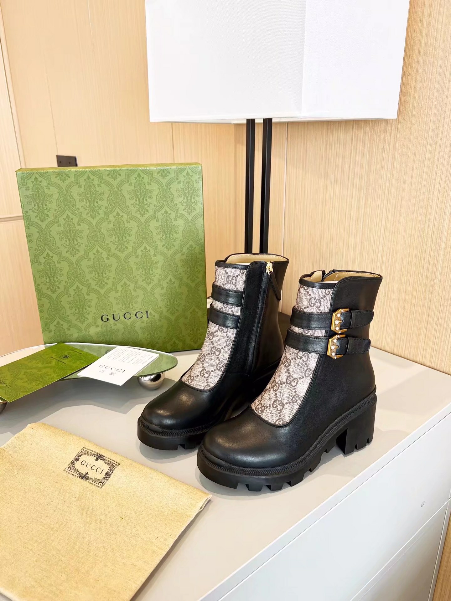 GUCCI 002 boots XM082