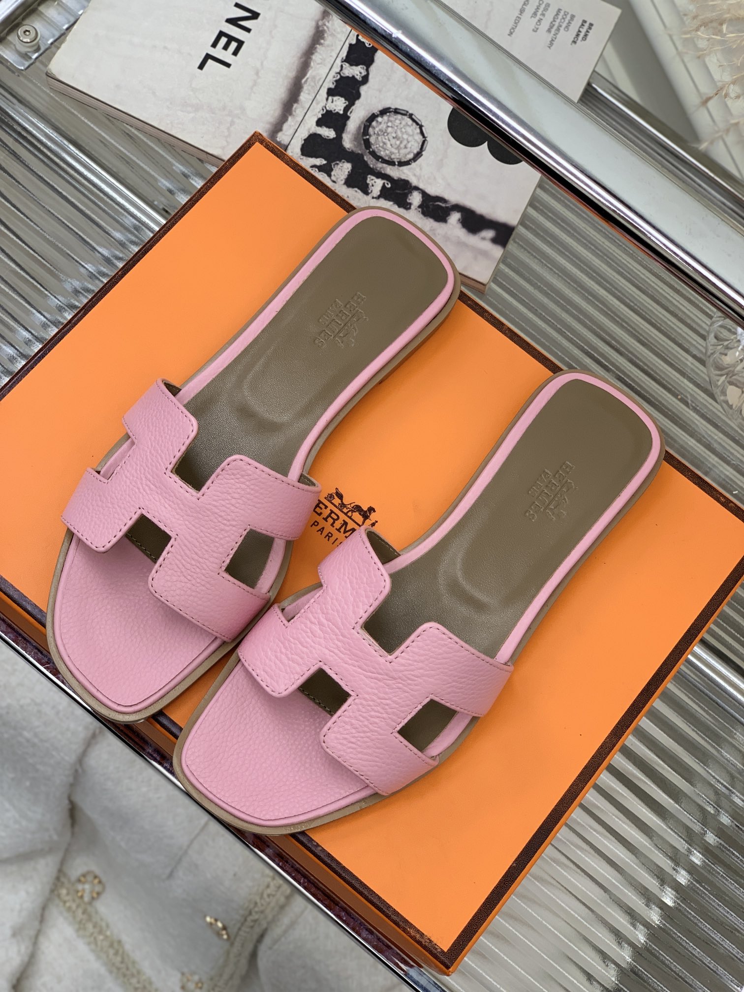 Hermes shoes 018 XM082 01