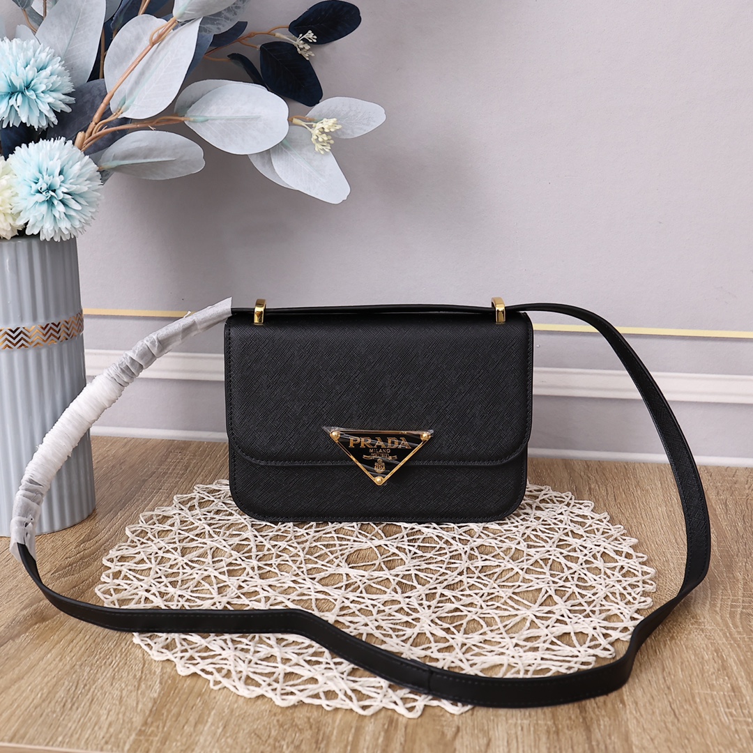 Prada0839 22PJ061