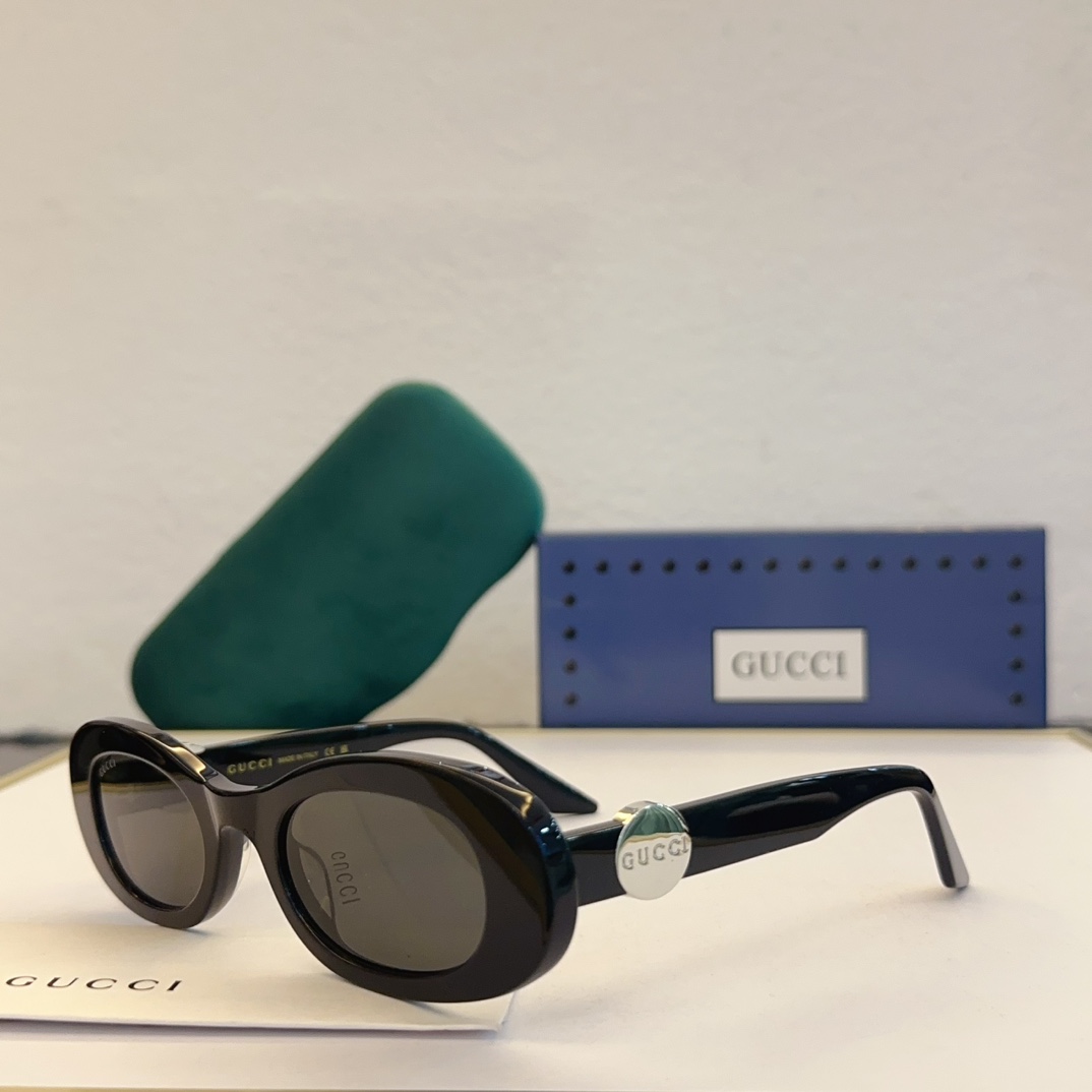 Gucci Sunglasses GG1588S SM051