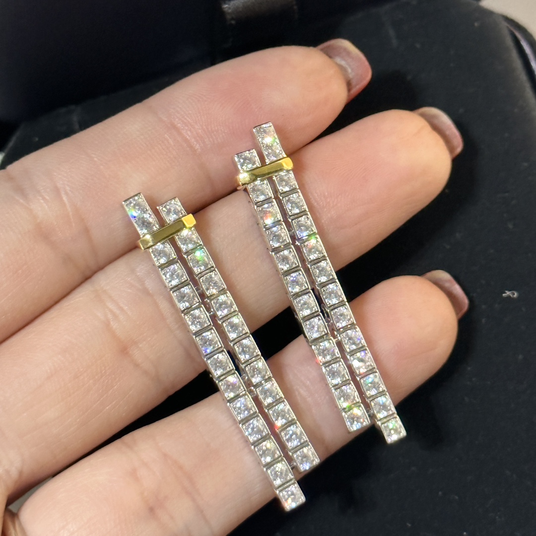 Tiffany & Co. Earring 002