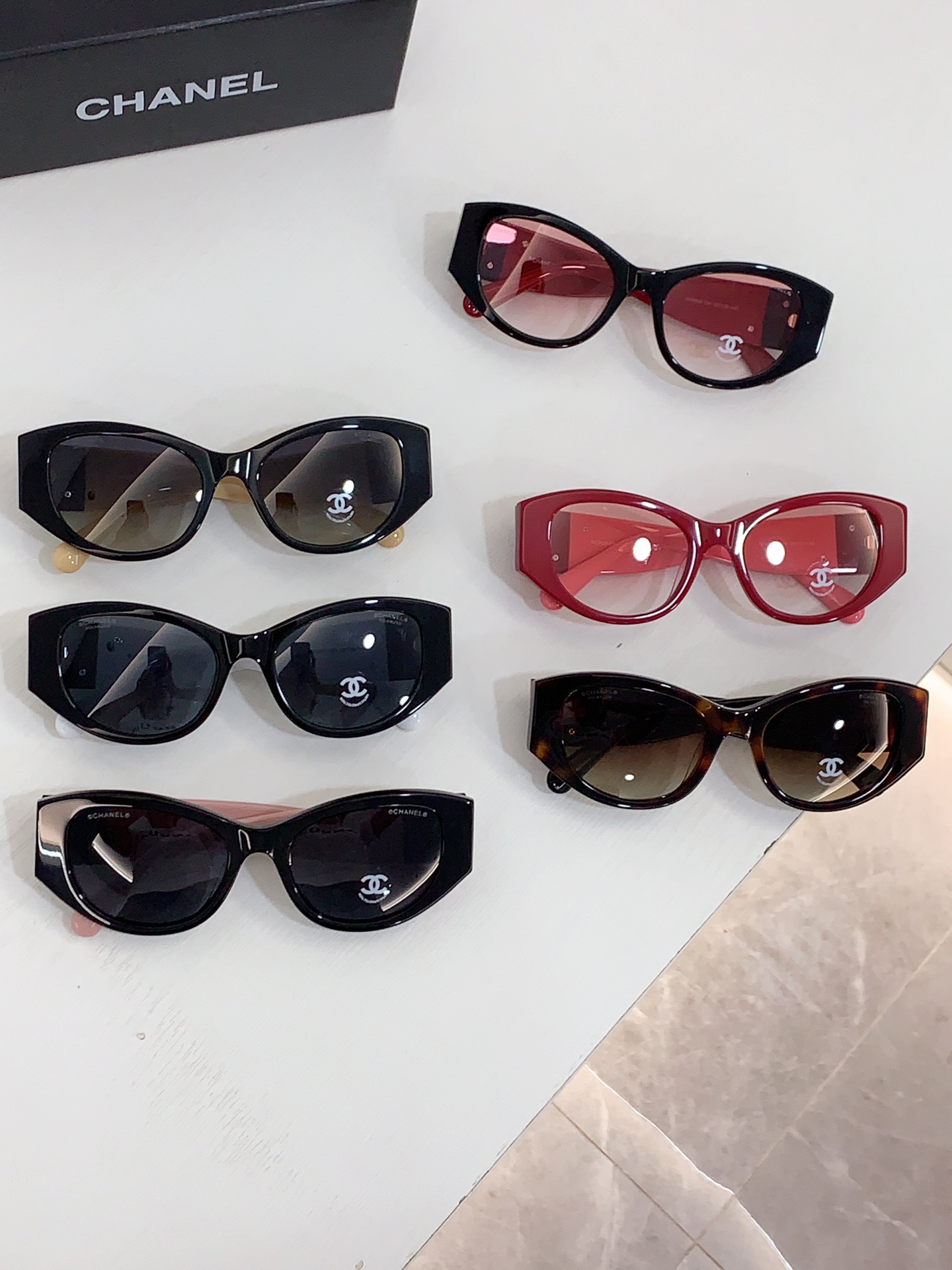 Chanel Sunglasses CH5524 SM051