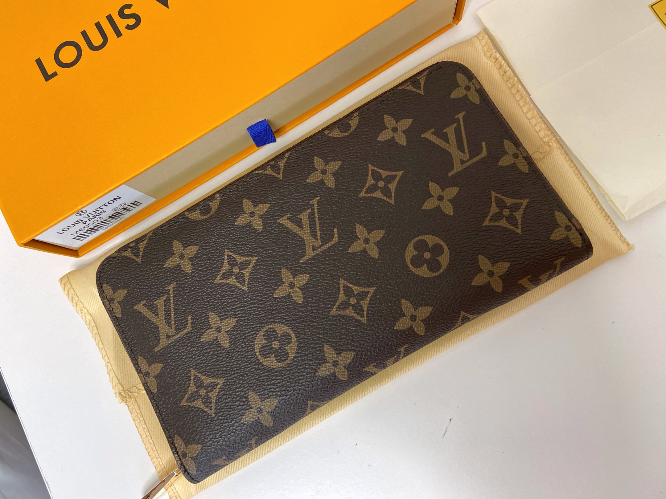LV60003 21CM