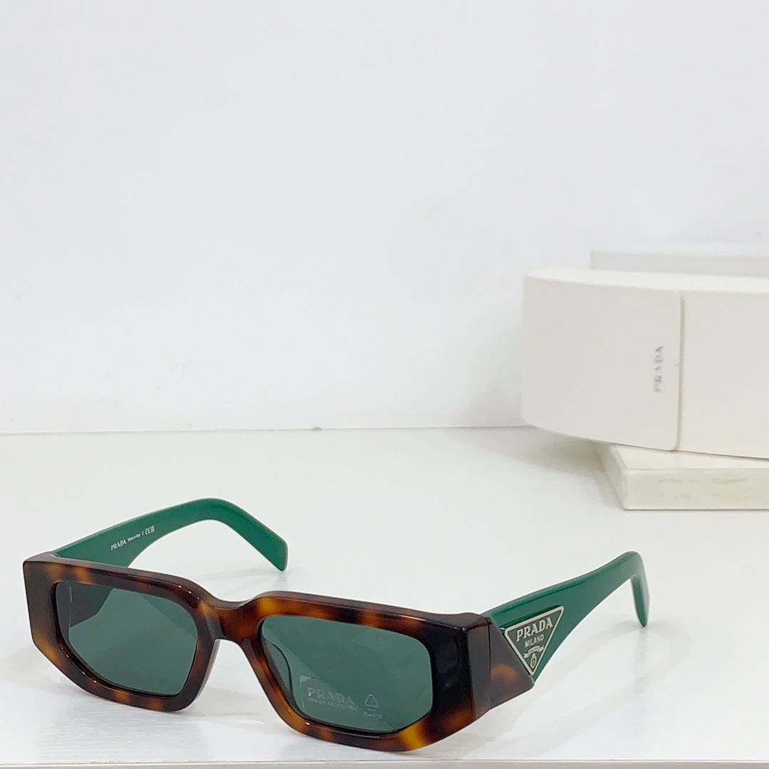 Prada Sunglasses OPR 09ZS SM041