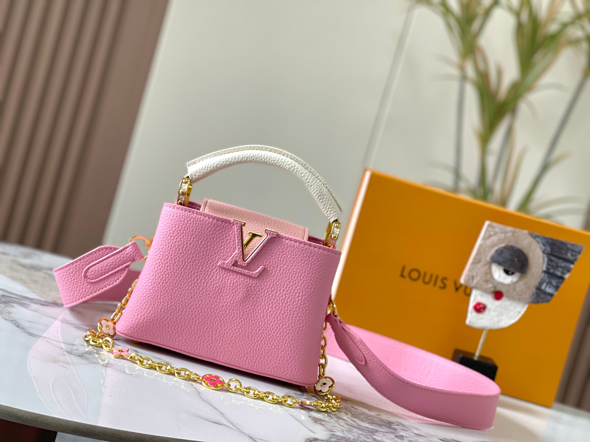 LVM20845CS012 21*14*8 cm