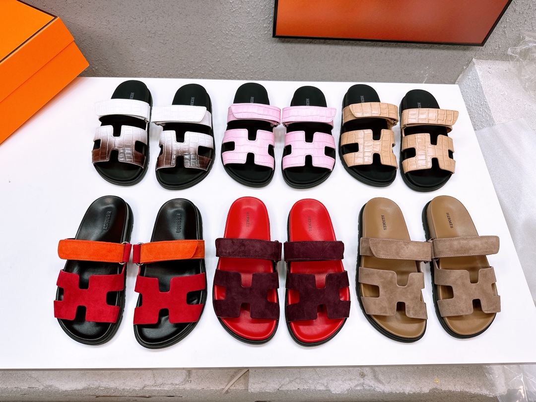 HERMÈS CHYPRE SANDALS 011 XM 052