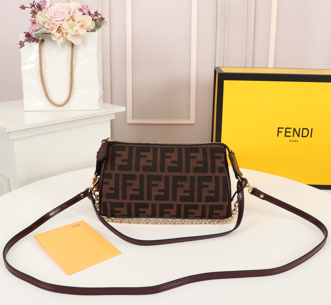 FendiF123JQE031