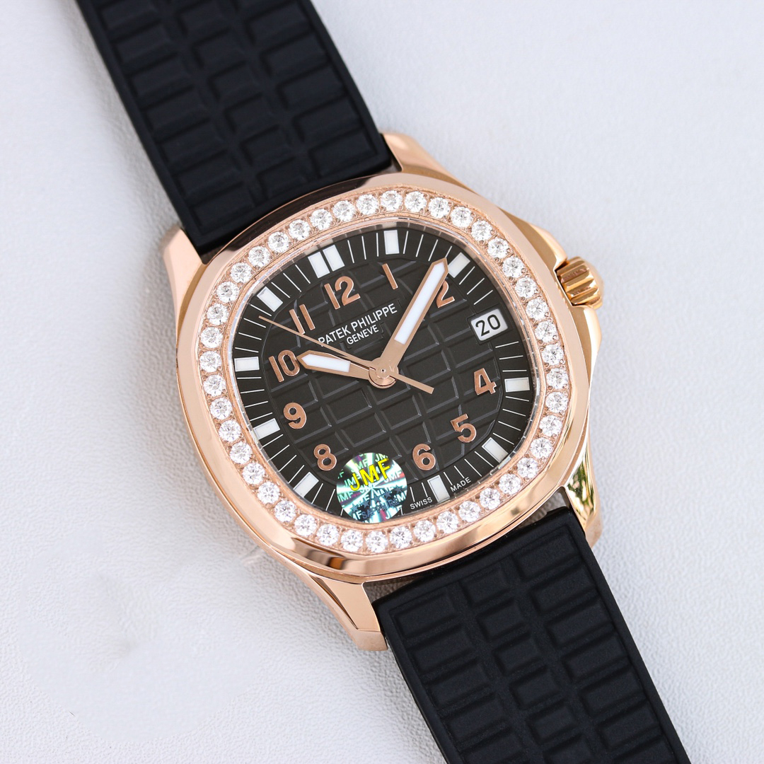 PATEK PHILIPPE AQUANAUT 5072 35.6mm