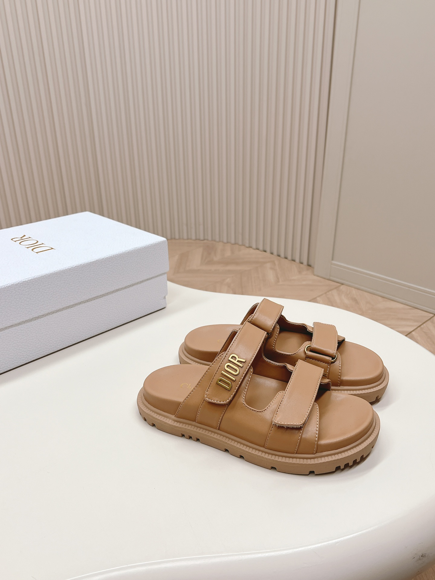Dior shoes 043 HL052