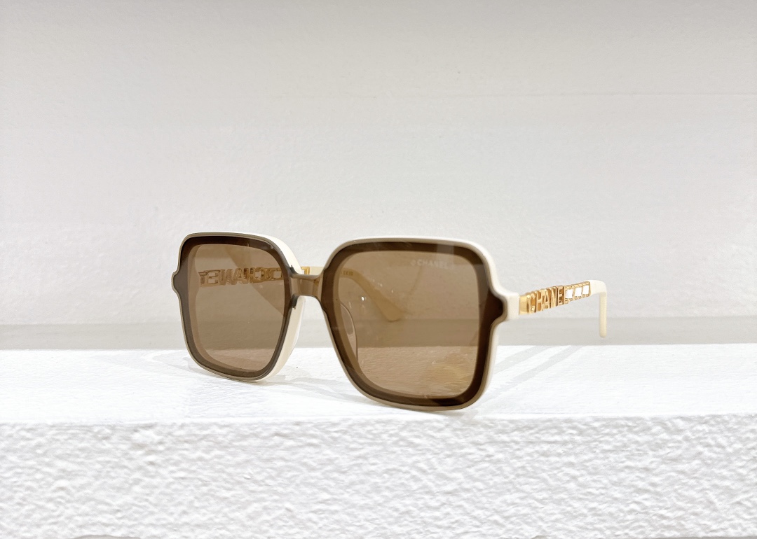 Chanel Sunglasses A95071 SM041