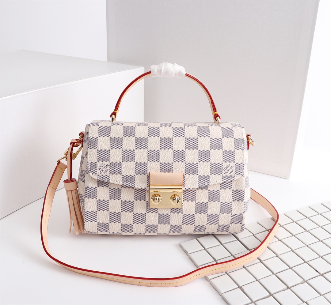 Louis Vuitton CROISETTE