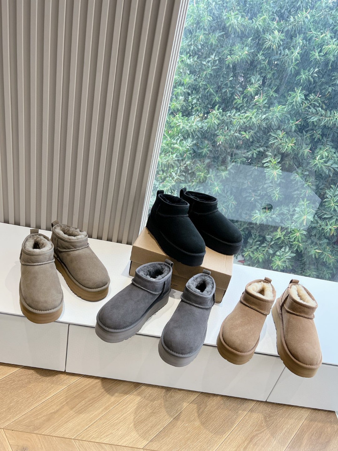 UGG Casual Shoes 005 XM091