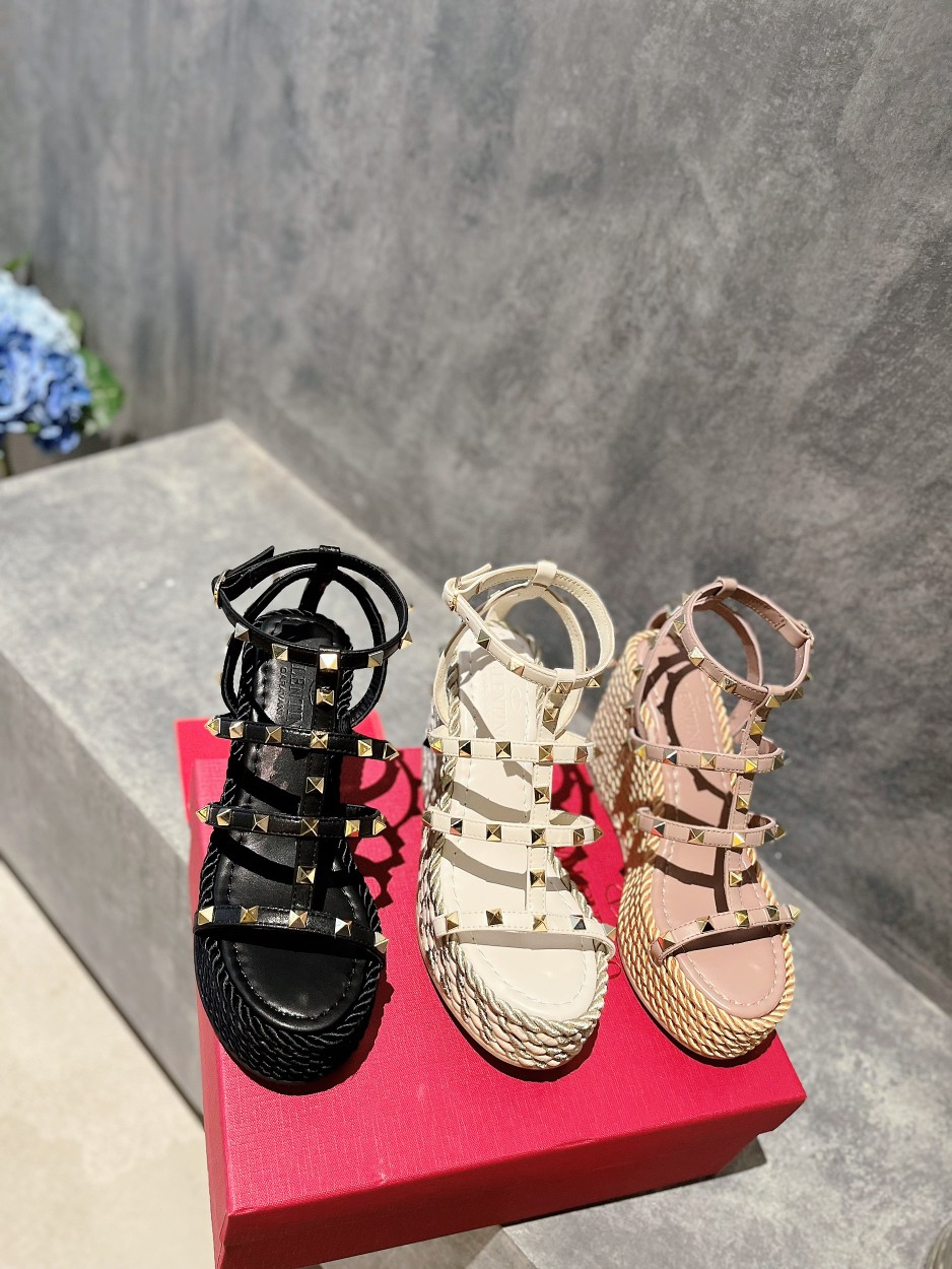 Valentino shoes 018 XM013