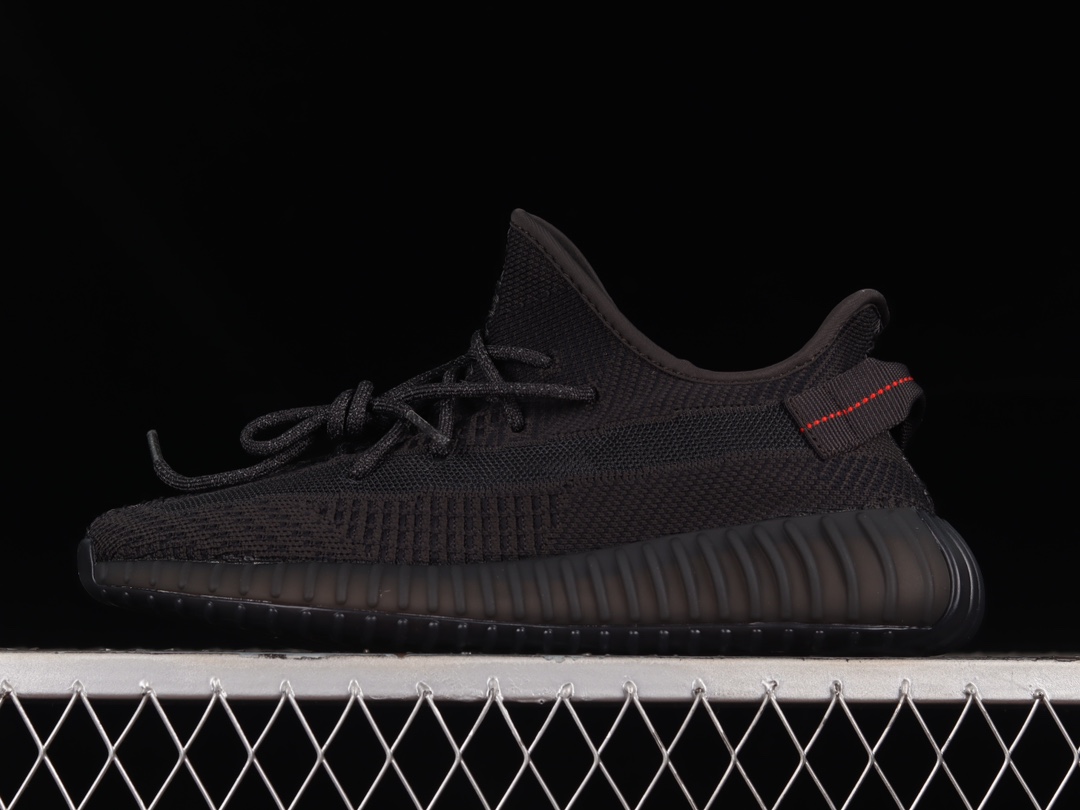 Yeezy 350 Boost V2 FU9006