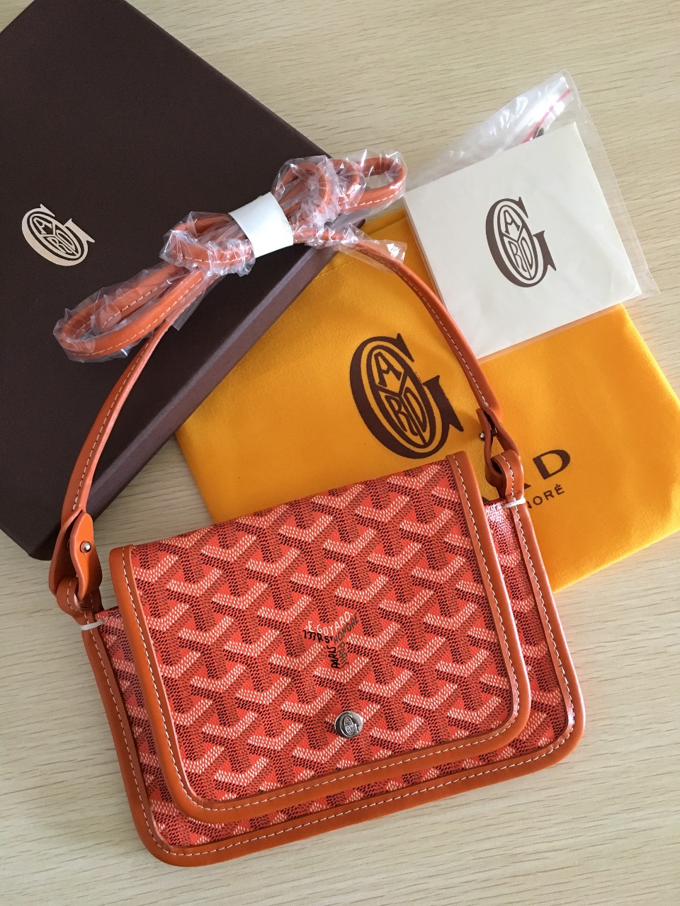 Goyard014GY051