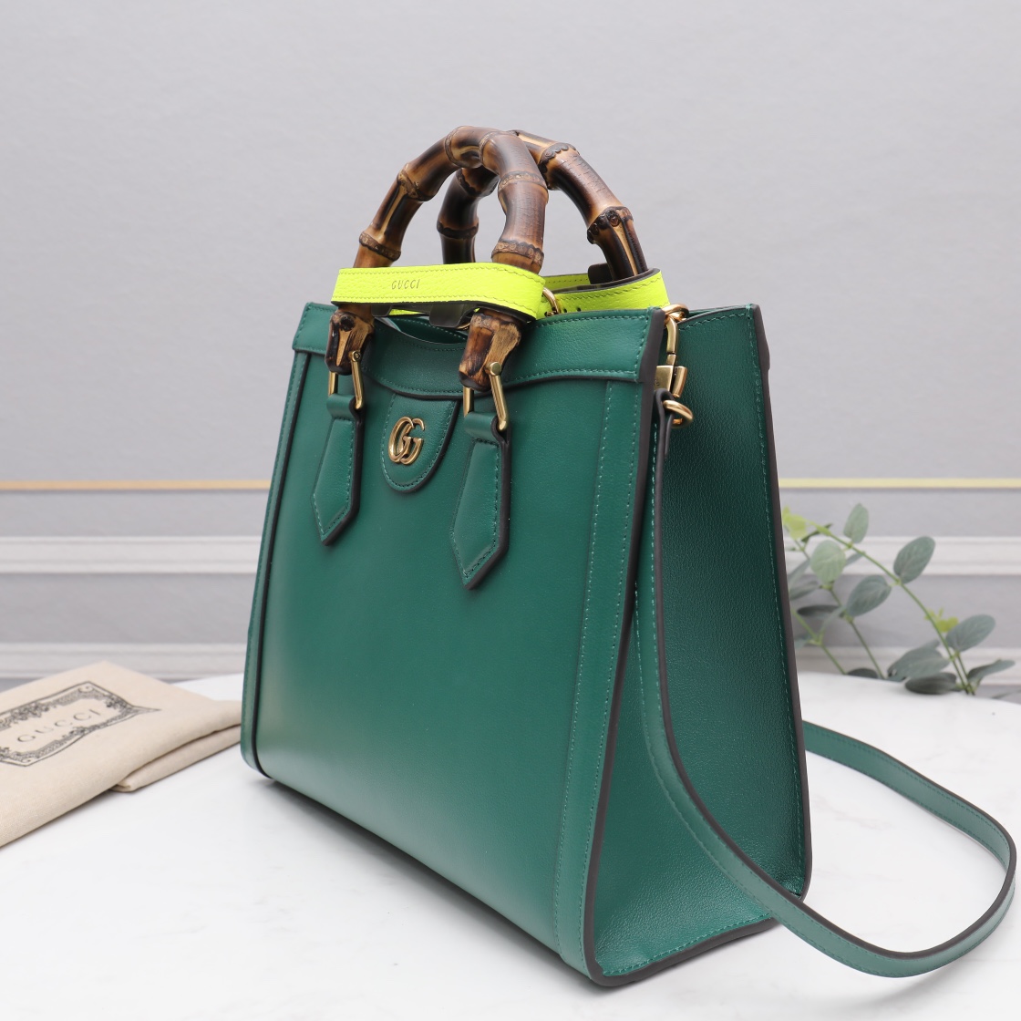 GUCCI 660195