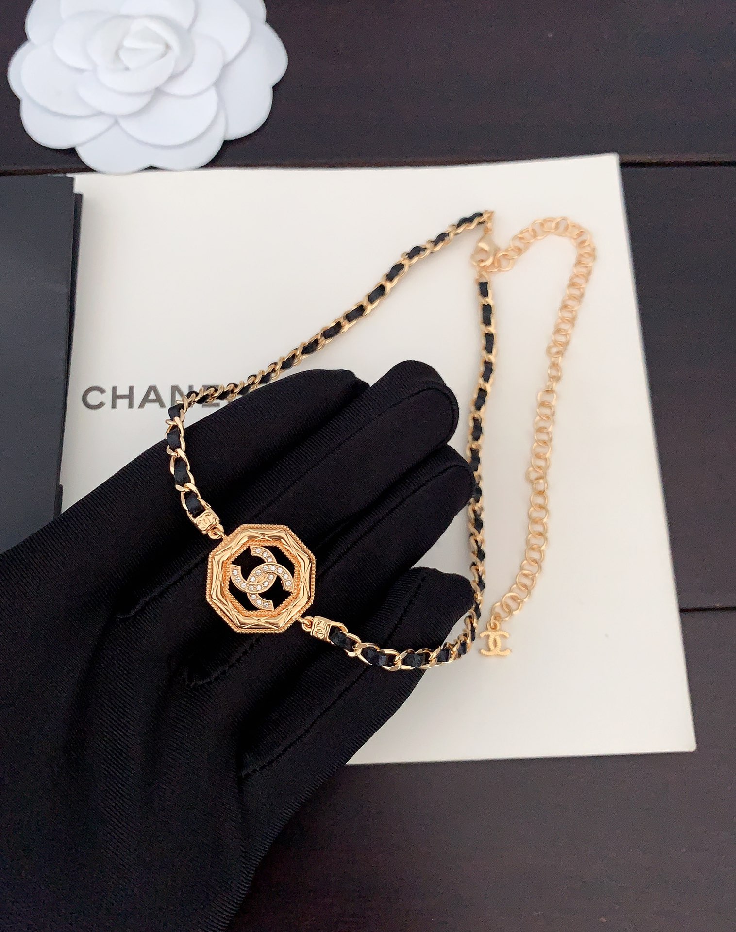 Chanel Necklace 002