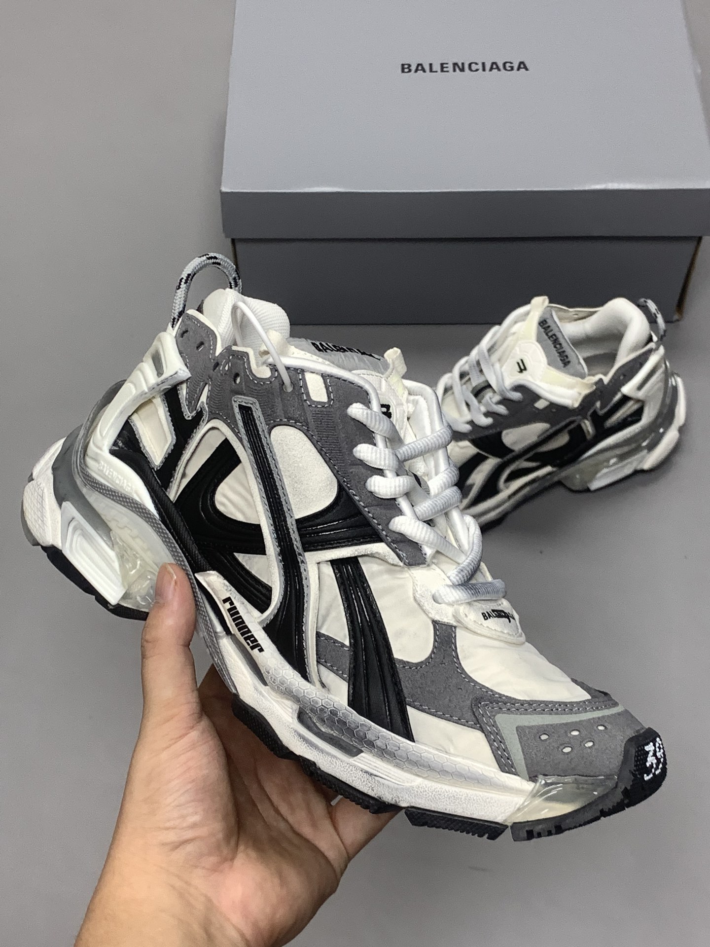 Balenciaga 010 Casual shoes XM084