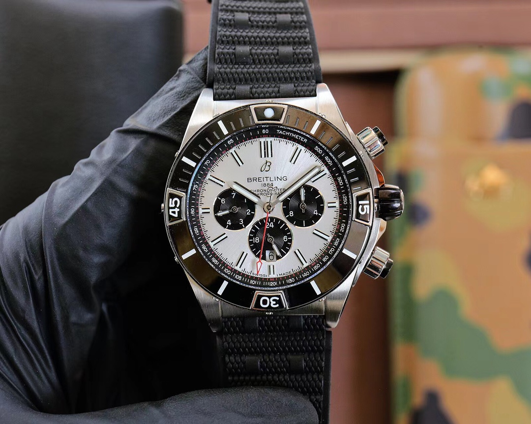 BREITLING Watches 44mm