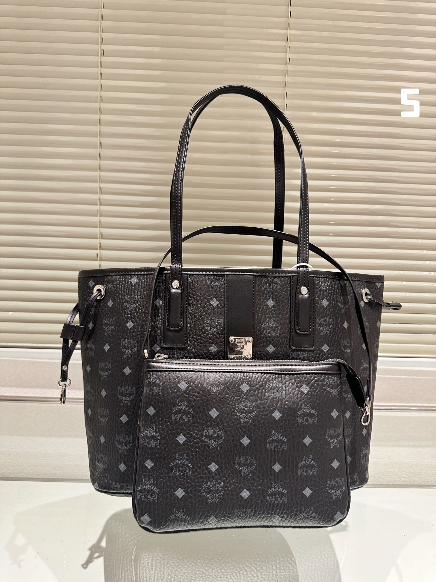 MCM Liz Tote 023 LLS551 35cm