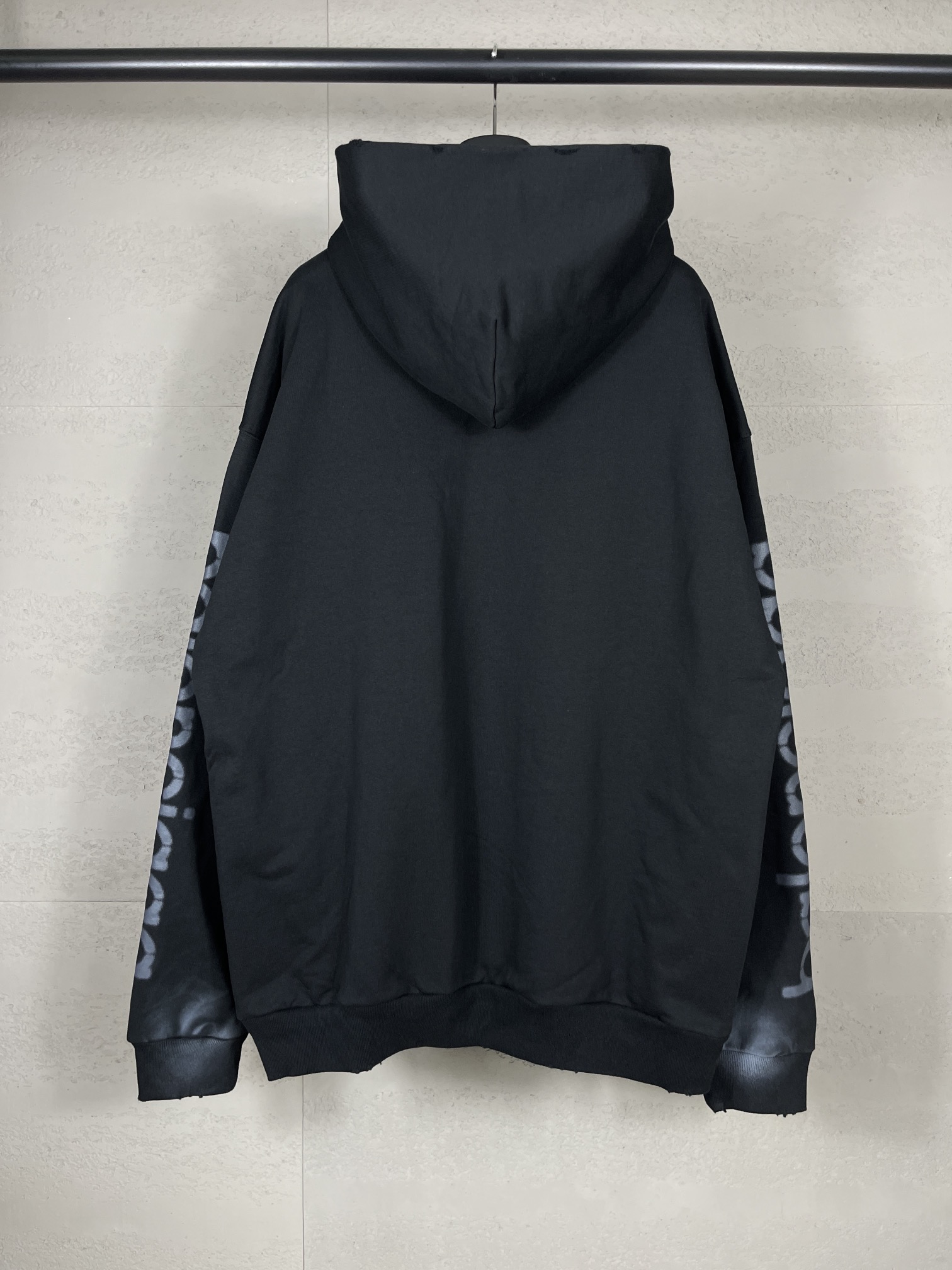 Balenciaga Sweatshirts 018