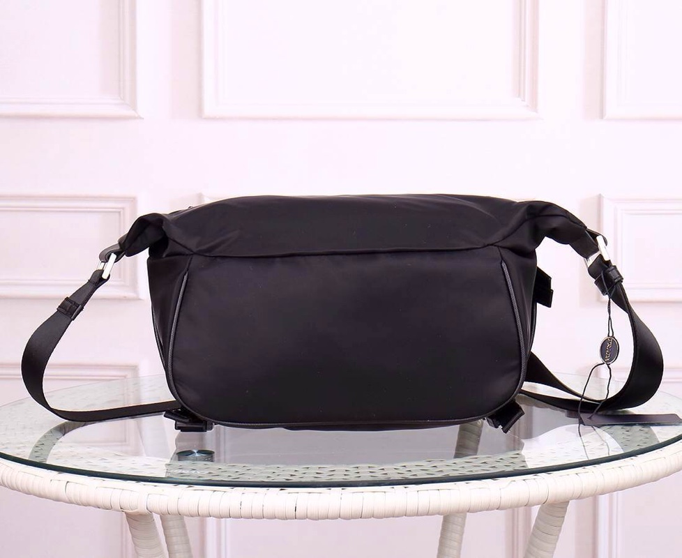 Prada belt bag 991