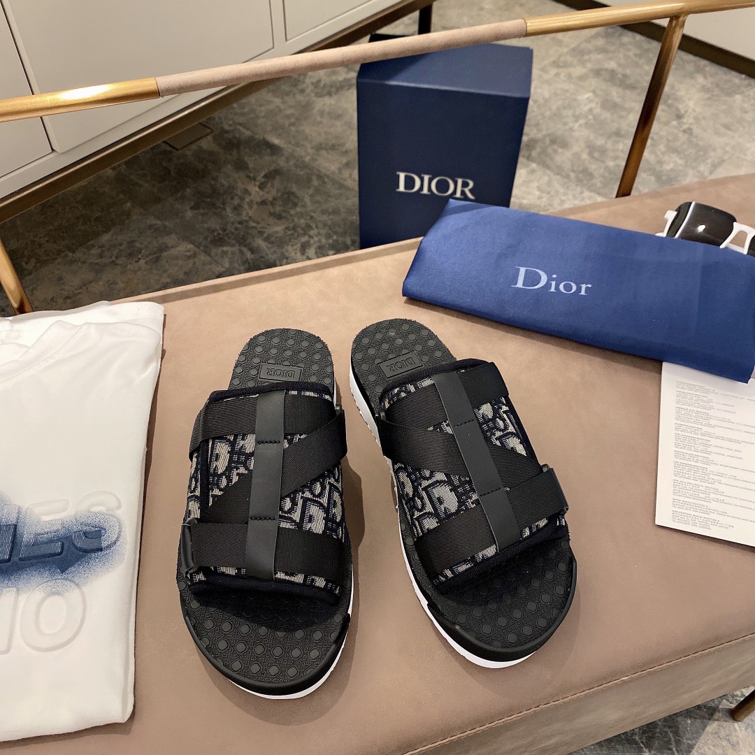 DIOR ALPHA SANDAL