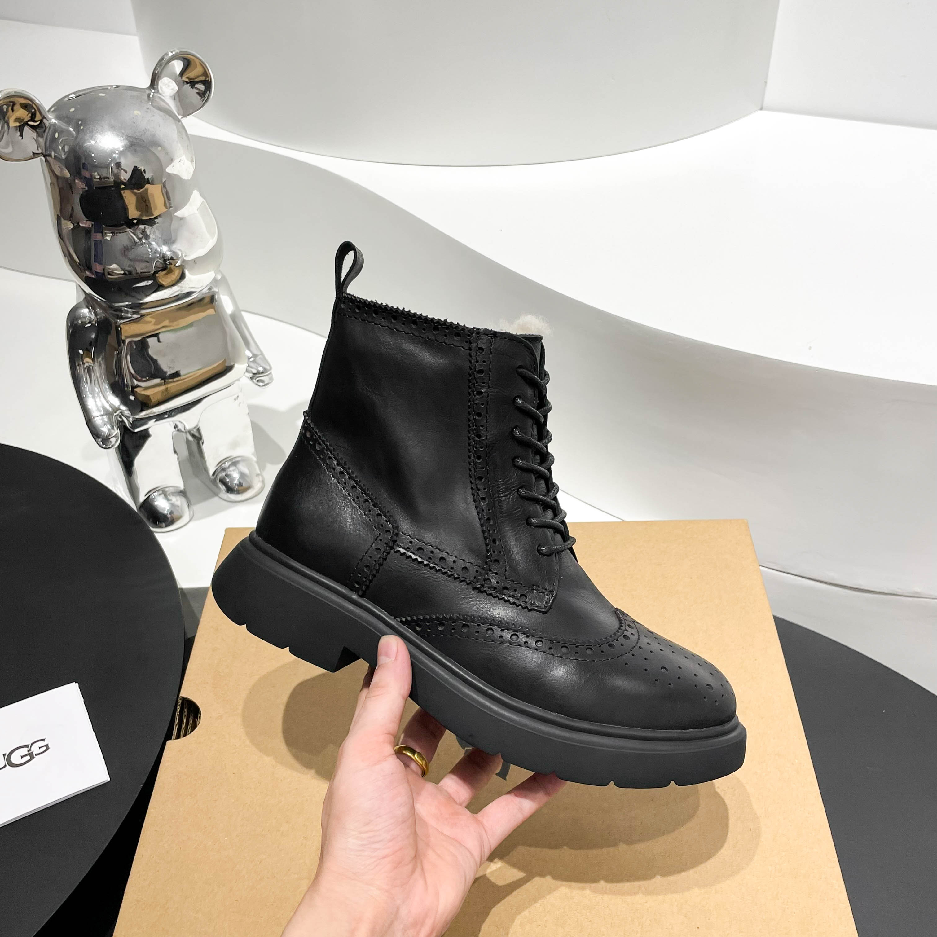 UGG shoes 002 XM003