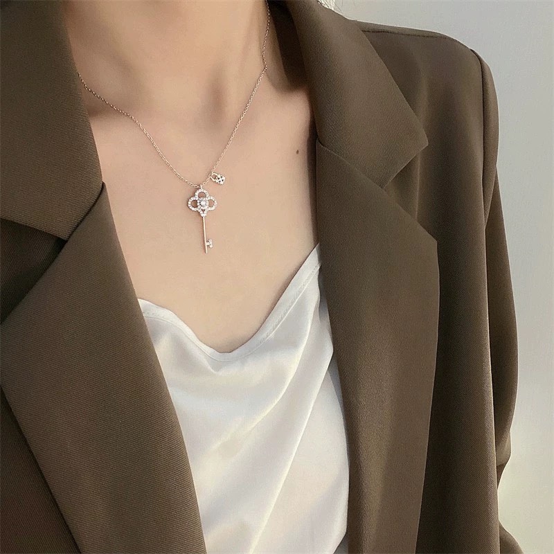 Tiffany & Co. Necklace 011