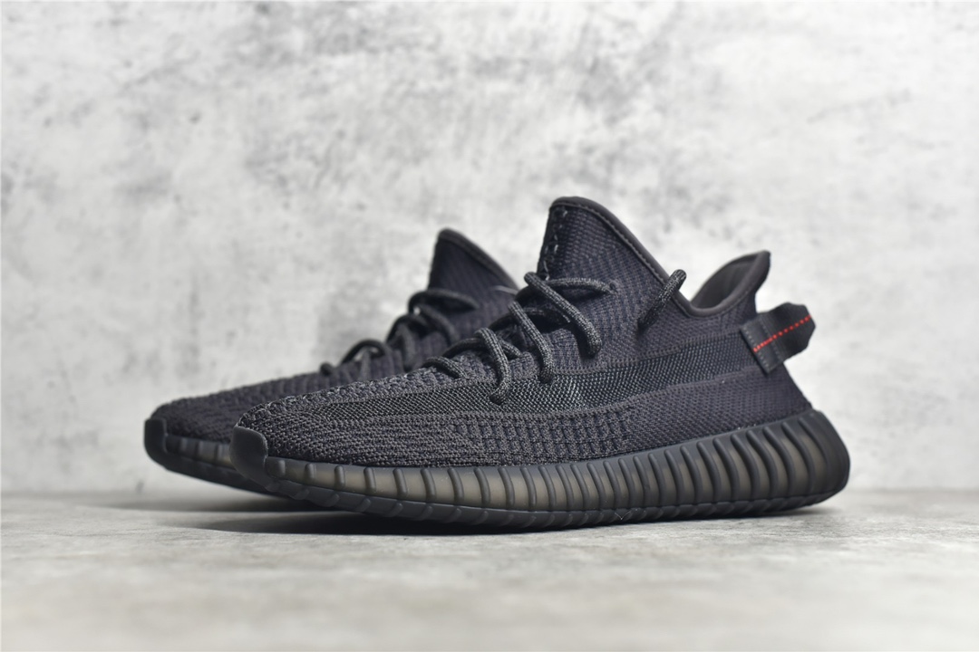 Yeezy 350 Boost V2 shoes XM 053 05