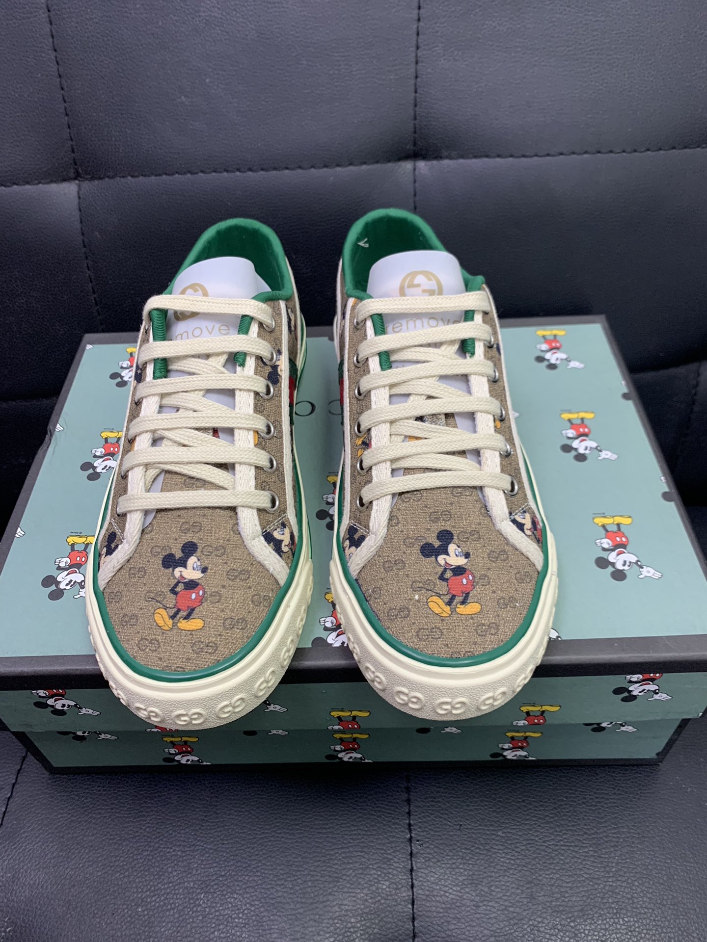Gucci 017 Casual shoes XM082