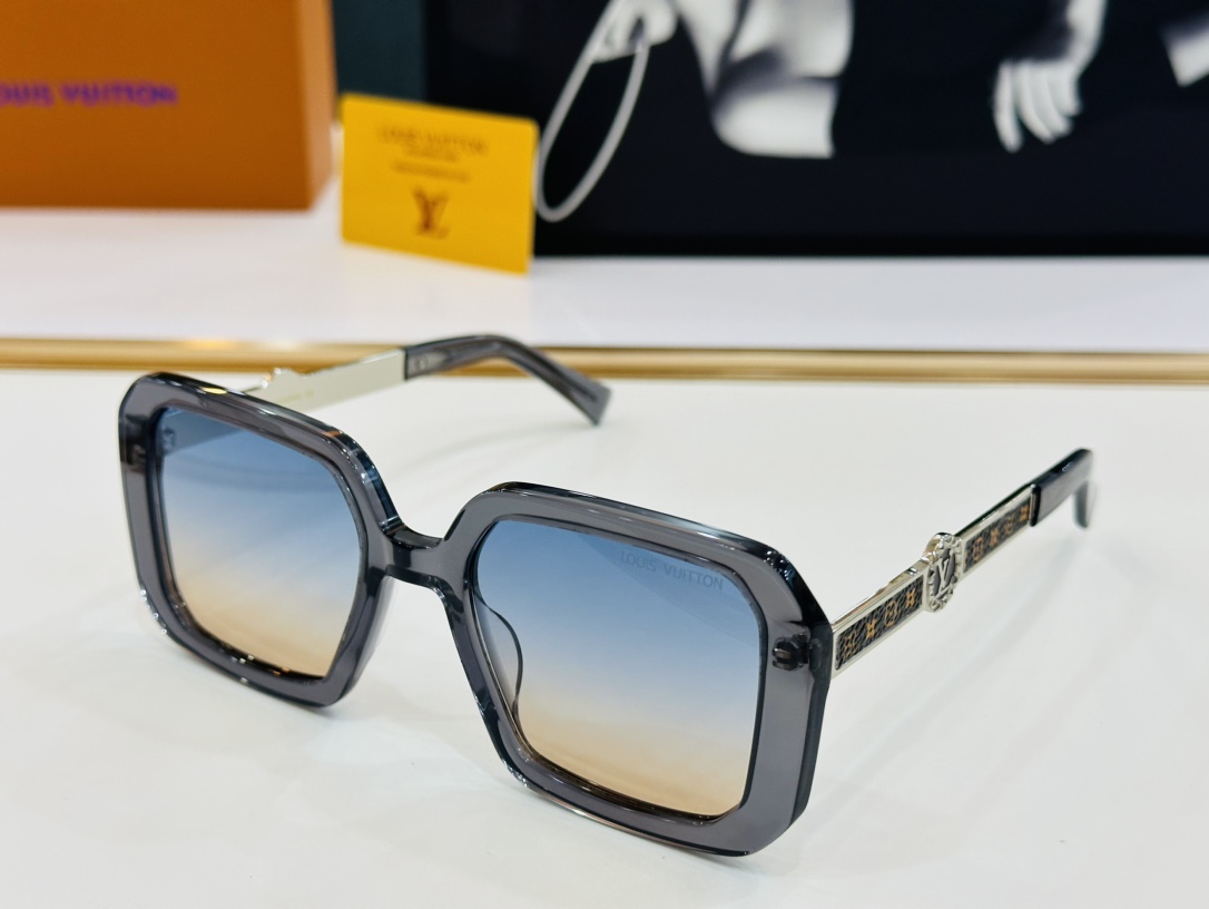 LV Sunglasses Z0101 SM051