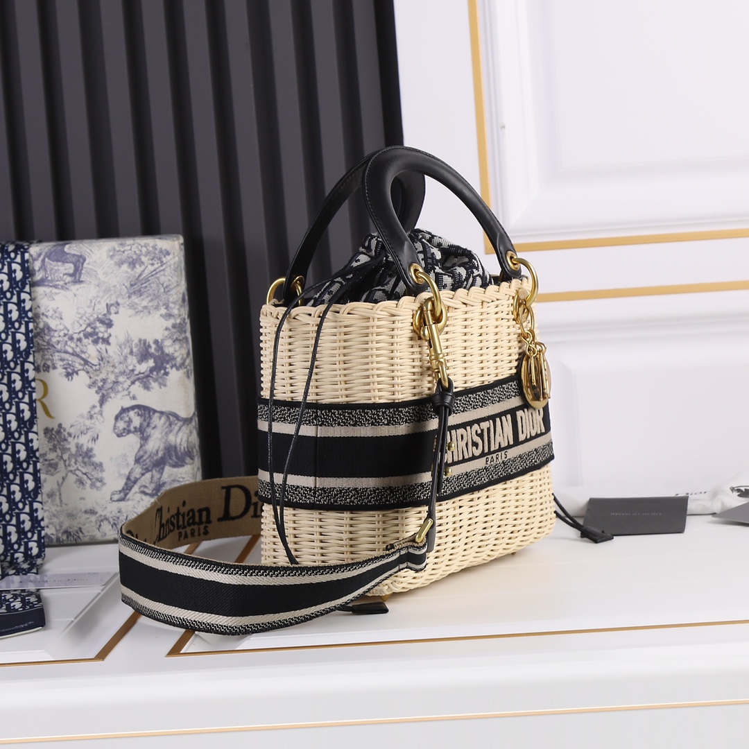 Dior0002XB042