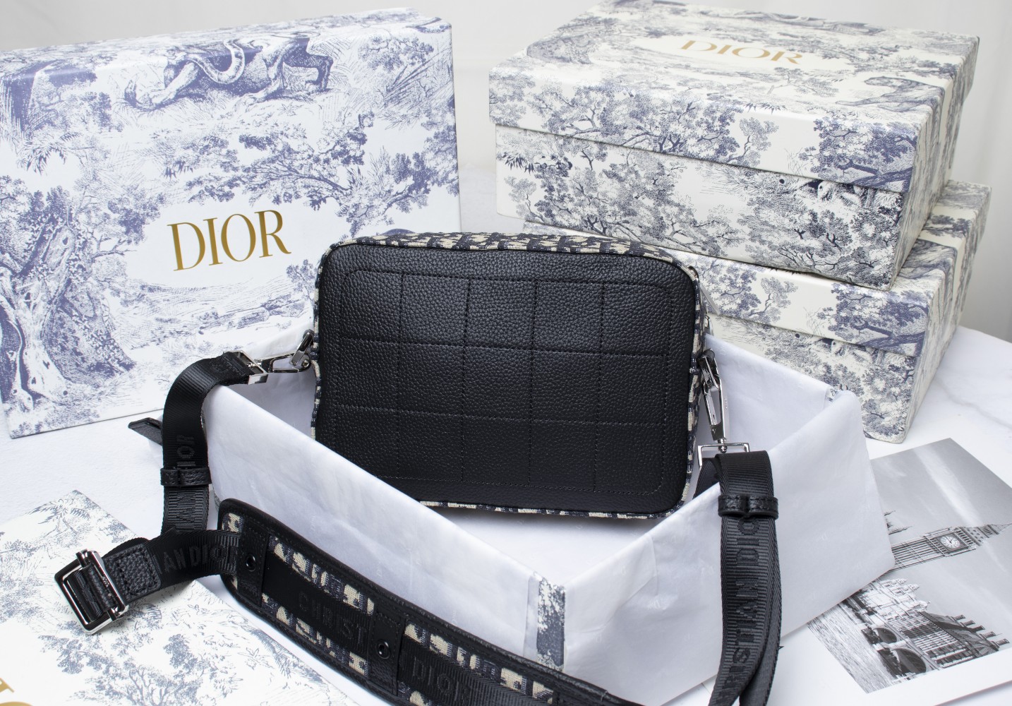 Dior SAFARI MESSENGER BAG