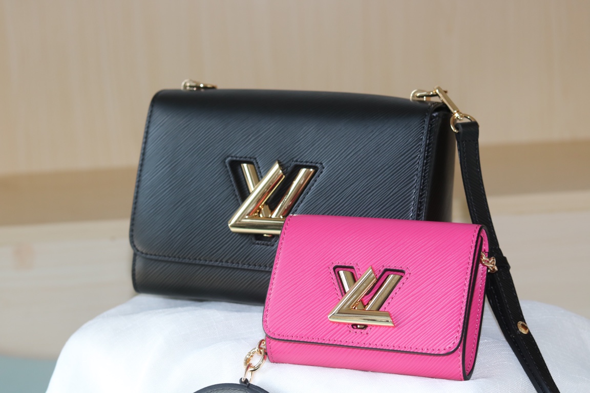 Louis Vuitton TWIST MM