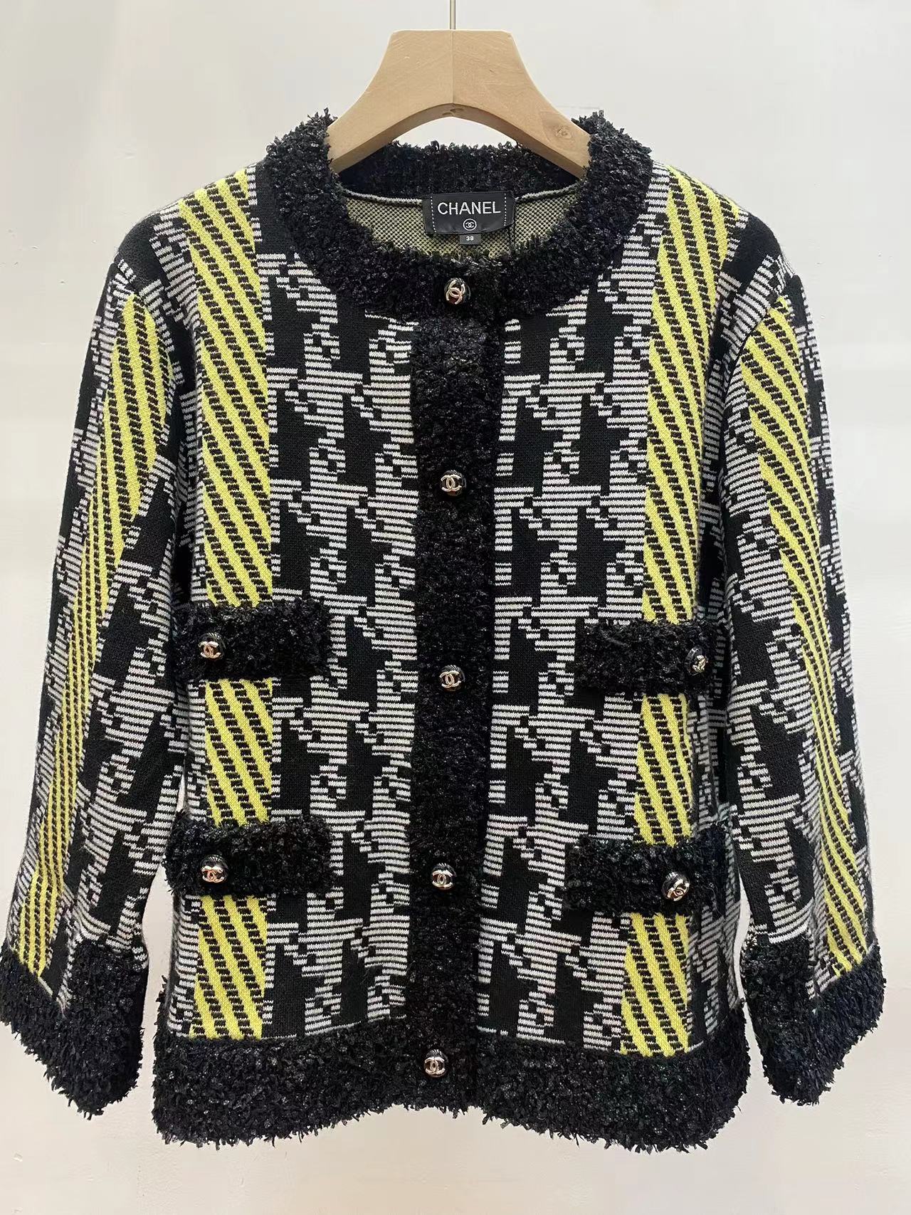 Chanel Ladieswear 021