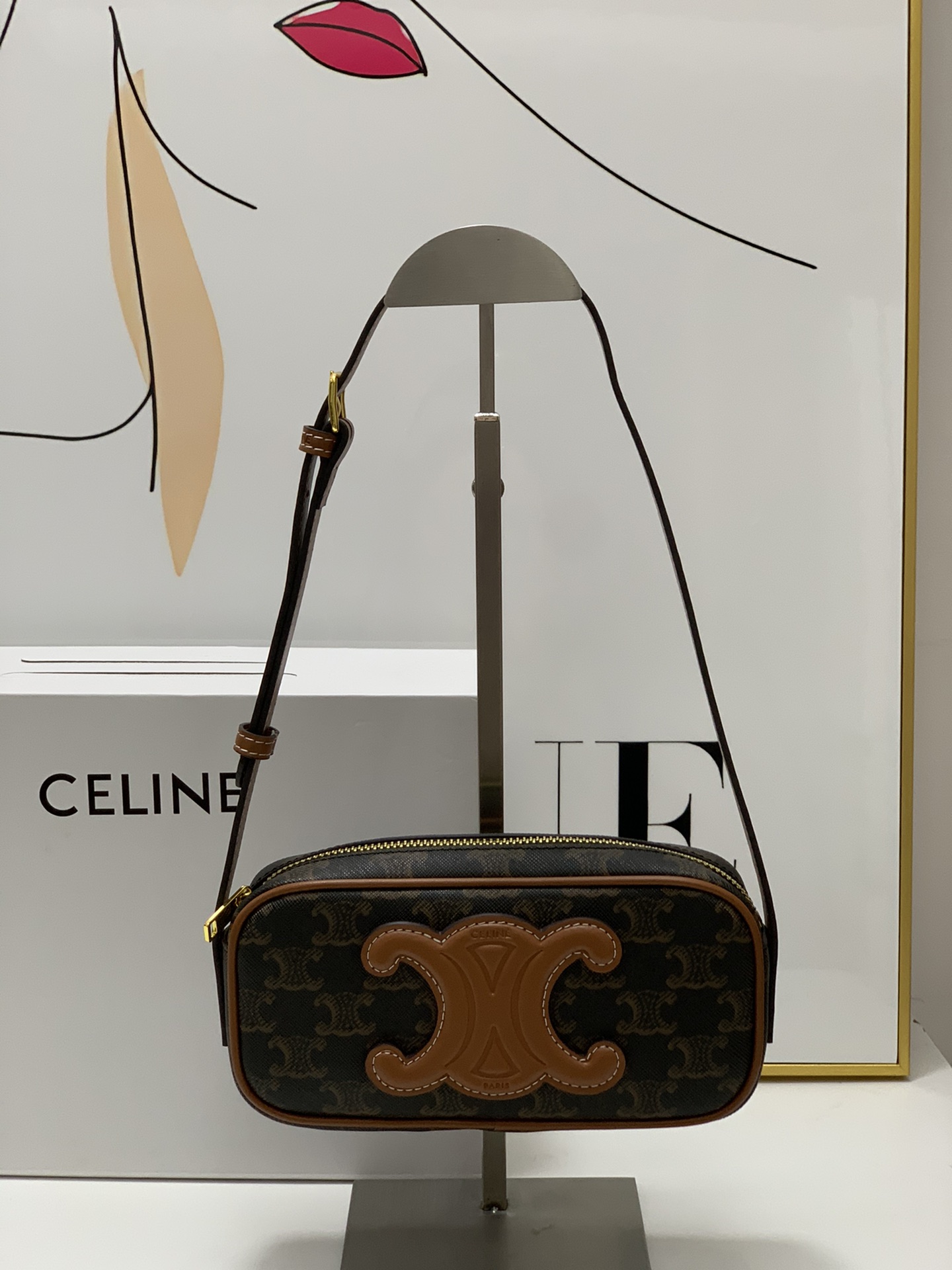 Celine012XX081