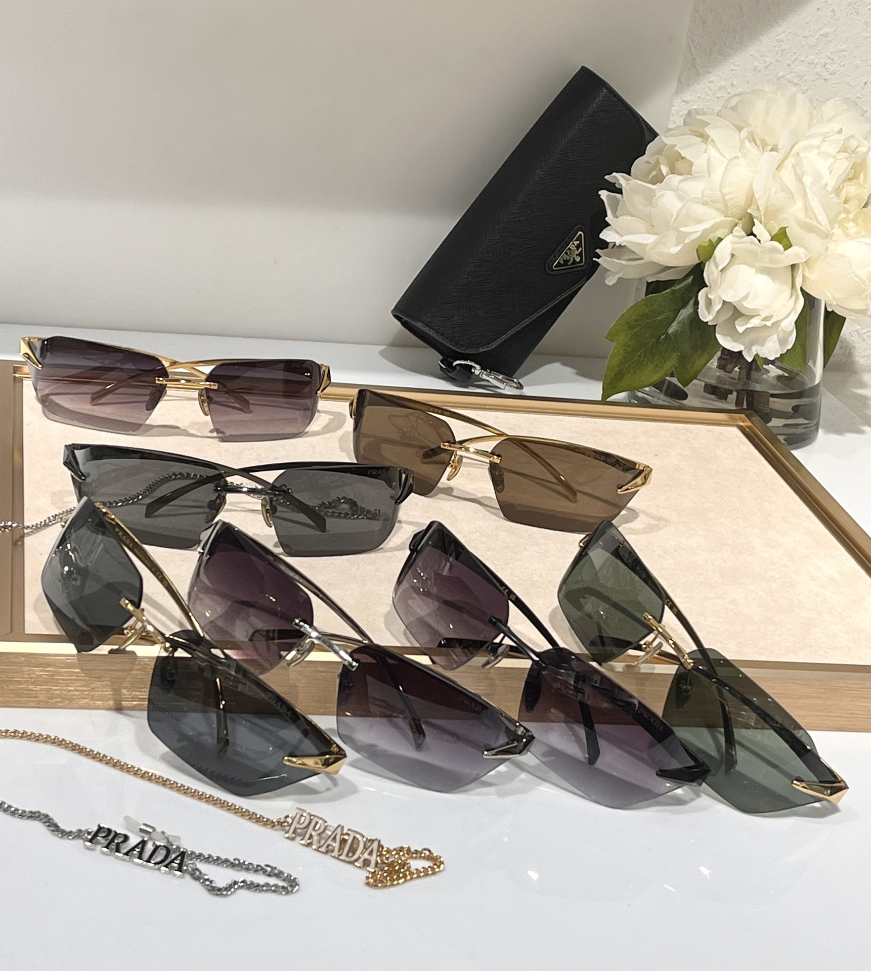 Prada Sunglasses SPRA56 SM051