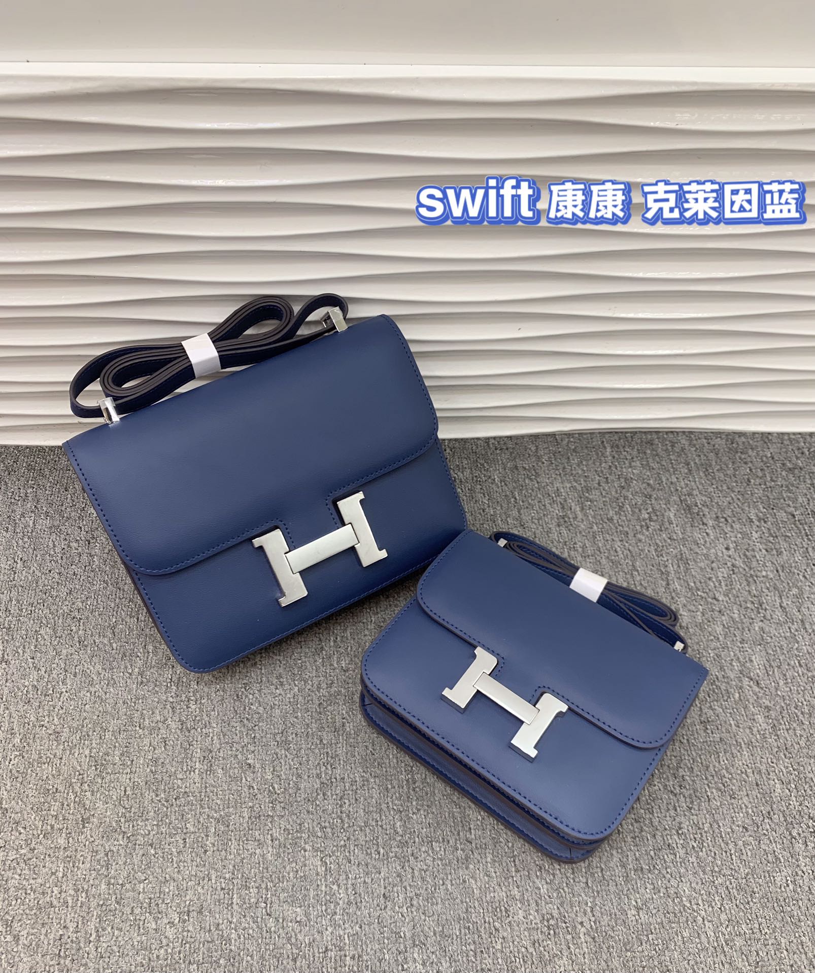 Hermes014XYZ002012 Silver logo