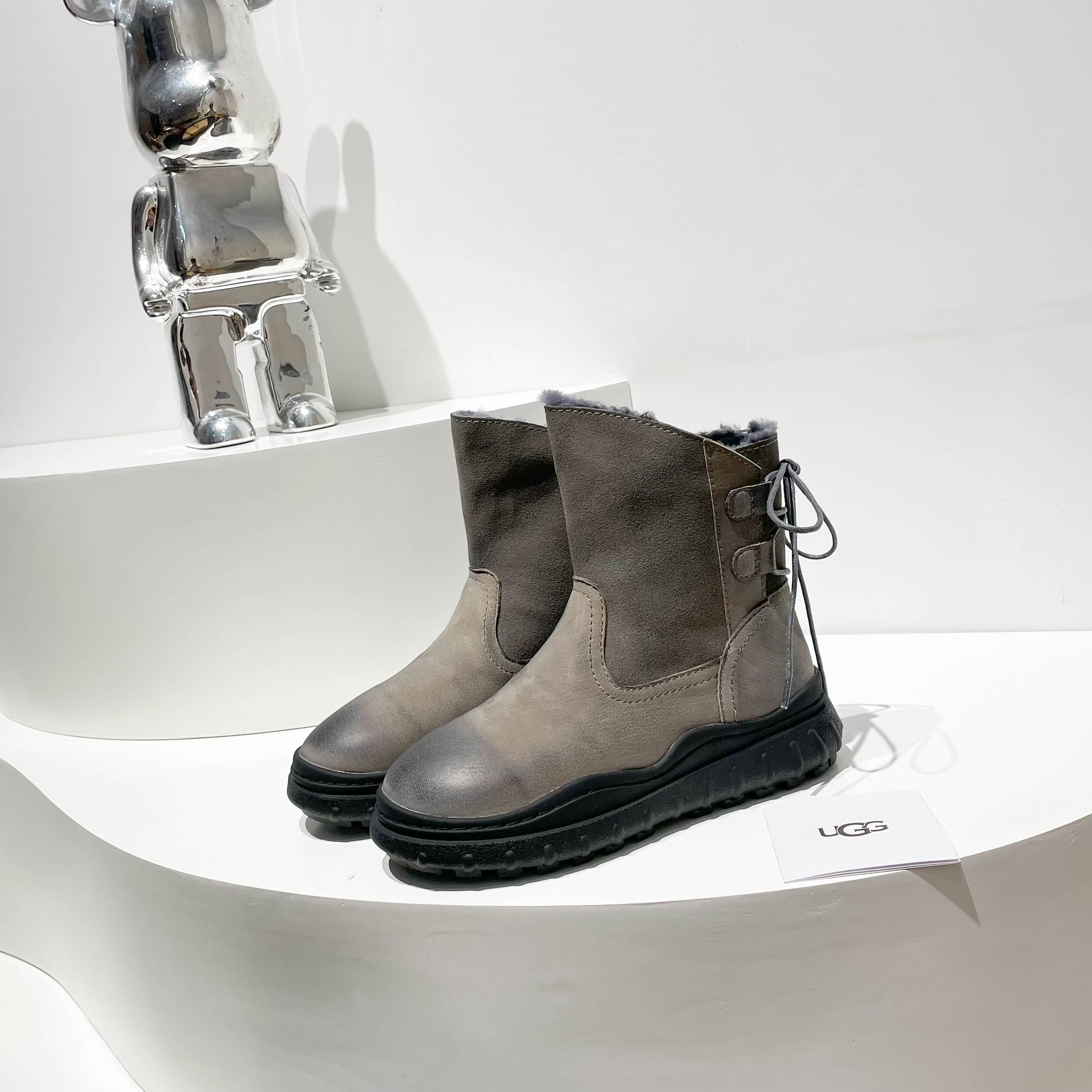 UGG shoes 033 XM003