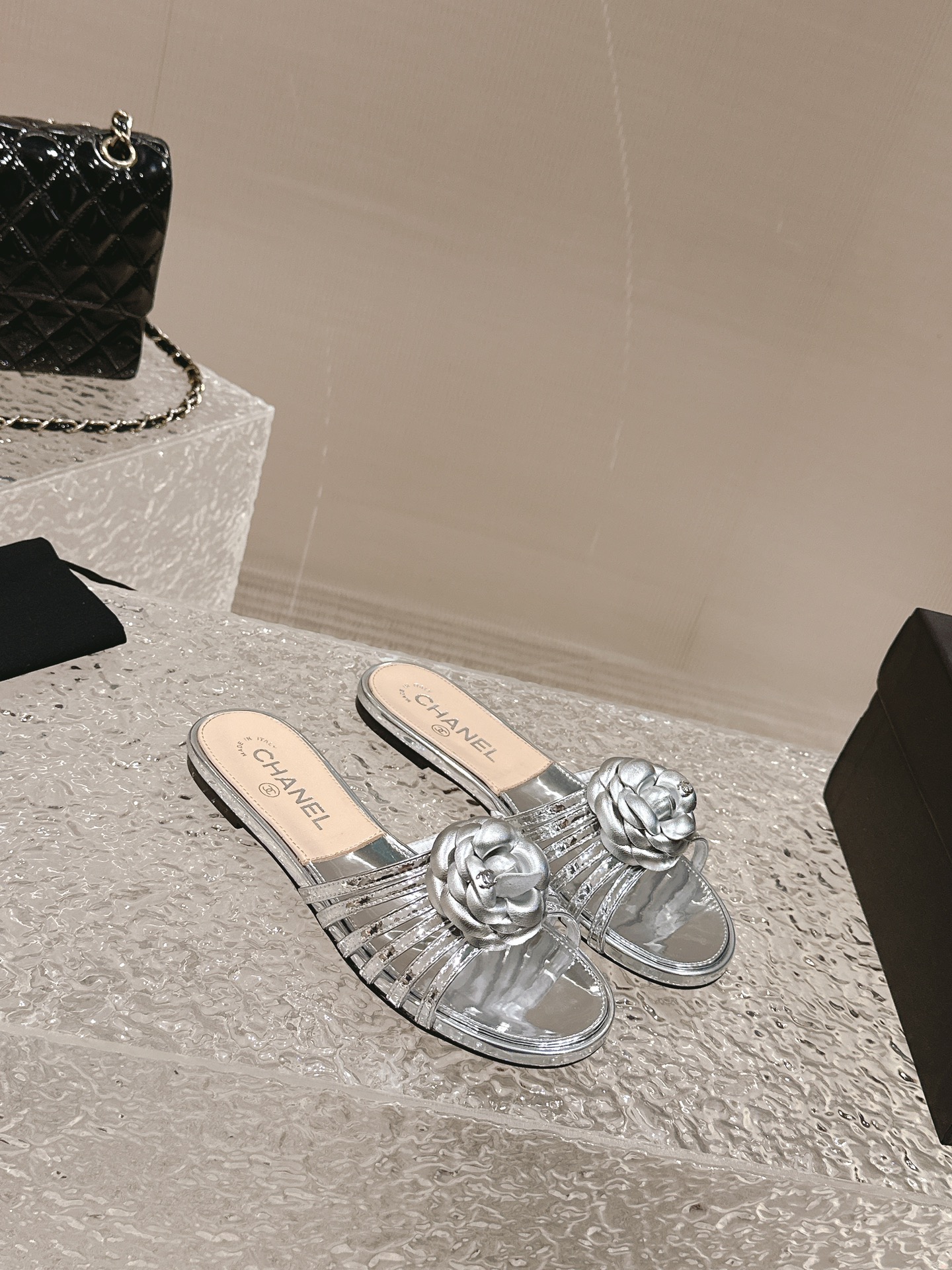 Chanel shoes 028 XM082
