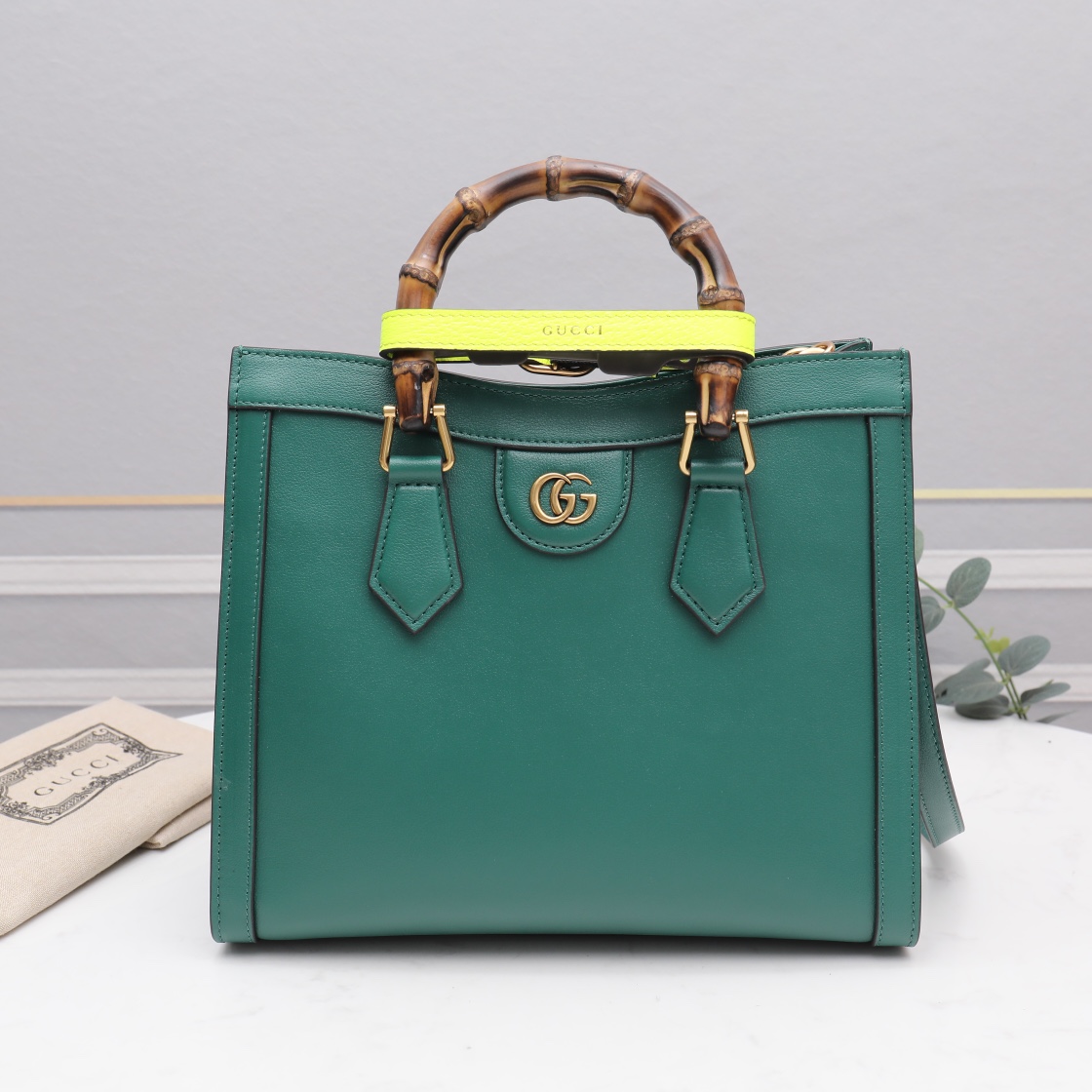 GUCCI 660195