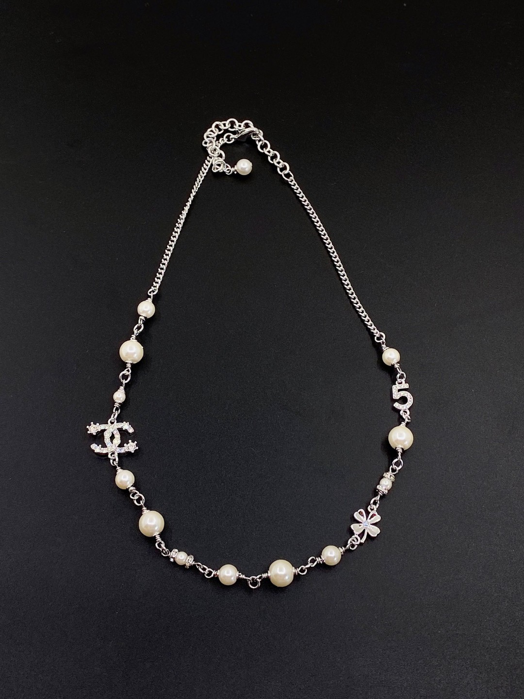 Chanel Necklace 020