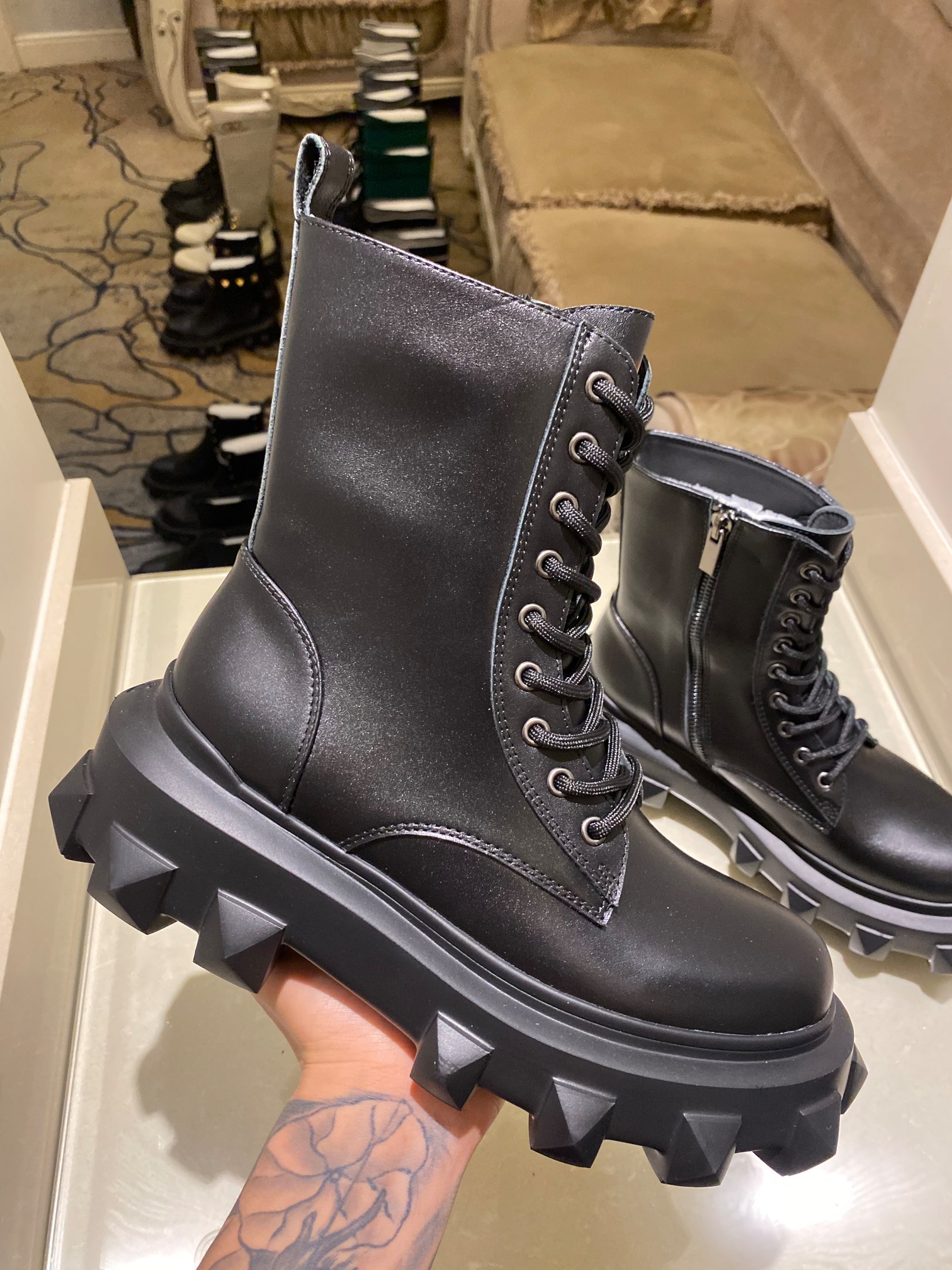 Valentino shoes boots V005