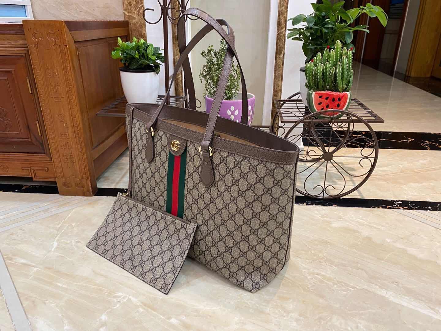 GUCCI 631685