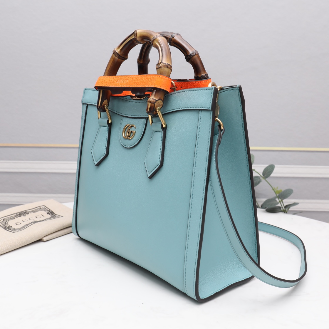GUCCI 660195