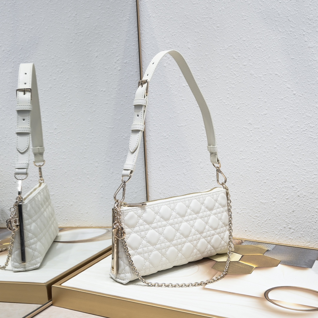 Dior Club Bag 7700 XB061 27cm